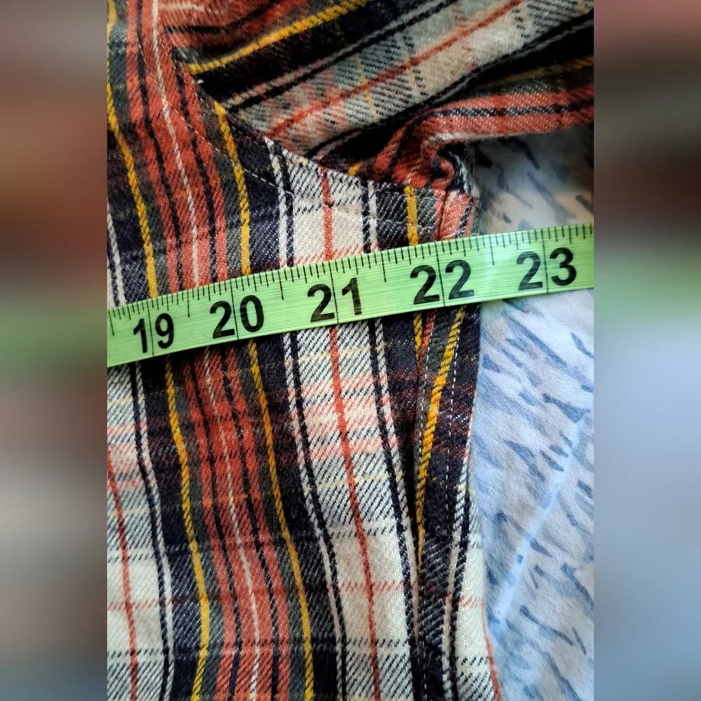 J Crew Shirt Mid Weight Flannel Double Brushed Men’s Small Classic Fit